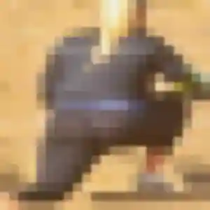 Rejoins Mona, 25 ans à La Veuve en privé