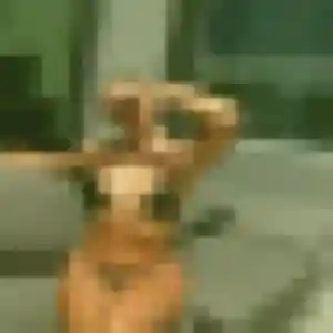 plan cul à Labbeville : profil de Zelie, 19 ans - accès libre