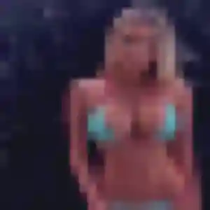 Lila, 32 ans, connectée à Lacropte pour une rencontre coquine