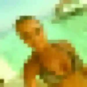 Tessa, 21 ans, en ligne à Landerneau pour une rencontre coquine