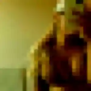 Lina, 36 ans, en ligne à Landudec pour une rencontre coquine