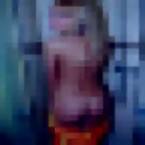 Anouk, 28 ans, connectée à Langouet pour un plan cul