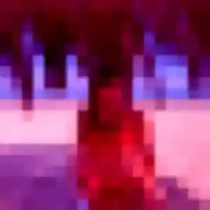 Tessa (19 ans) à Laons attend une rencontre aujourd'hui