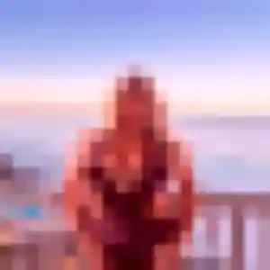 Photo privée de Colombe, 24 ans à Lapeyrouse-Mornay - rencontre coquine