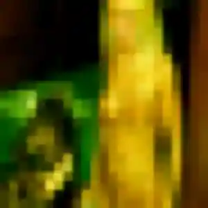 Rejoins Kenza, 26 ans à Larra en privé