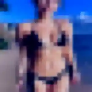 Charlene, 25 ans, en ligne à Laversines pour une rencontre coquine