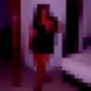 Zelie, 33 ans, connectée à Le Houlme pour un plan cul