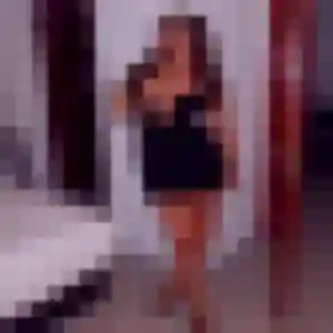 Thais, femme de 21 ans propose plan cul à Le Loroux