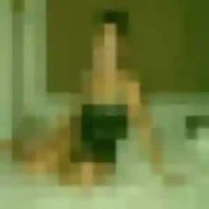 Eleonore, 37 ans, connectée à Le Mesnil-Aubry pour un plan cul