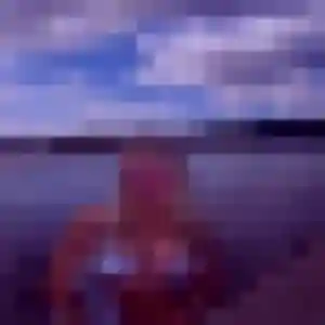 Louane, 23 ans, connectée à Le Pertre pour une rencontre coquine