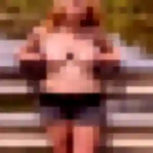 Photo de Roxane à Le Tignet (22 ans) - plan cul gratuit
