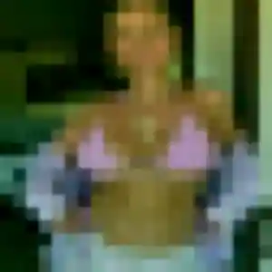 Photo exclusive de Nour, 21 ans à Le Verdon-sur-Mer - plan discret