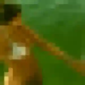 Elya, 19 ans, en ligne à Léognan pour une rencontre coquine