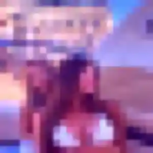 Coralie, fille de 34 ans veut plan cul à Les Baux-Sainte-Croix