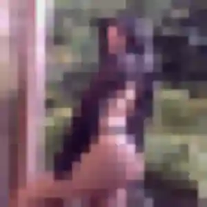 Sexy Flore, 29 ans à Les Billaux - la contacter