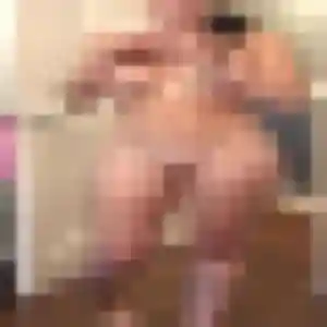 Photo de Ilana à Les Écrennes (21 ans) - plan cul discret