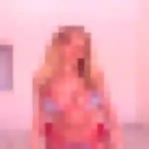 Djenna, fille de 29 ans veut plan cul à Les Mesnuls