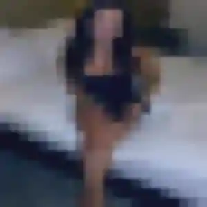 plan cul à Les Noës-près-Troyes : photo de Prisca, 23 ans - accès libre