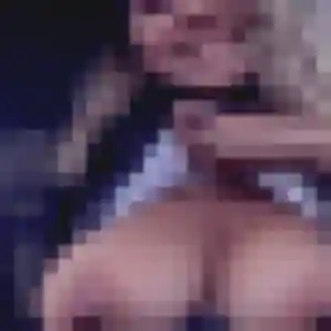 Photo de Kenza à Lesches (38 ans) - plan cul anonyme