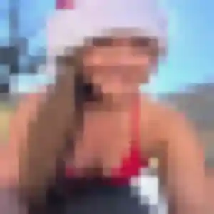 Hana, 23 ans, en ligne à Lesperon pour une rencontre coquine