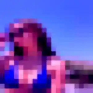 Myla, 20 ans, en ligne à Lewarde pour une rencontre coquine