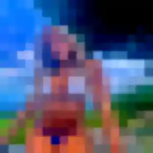 Photo de Lena à Lhomme (21 ans) - plan cul discret