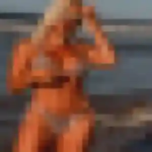 Coralie, 32 ans, connectée à Lillebonne pour un plan cul