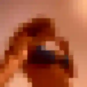 Charmante Djenna, 25 ans à Limetz-Villez - découvrir son profil