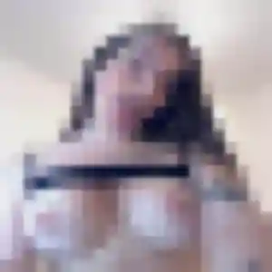 Olivia, 20 ans, en ligne à Limours pour un plan cul