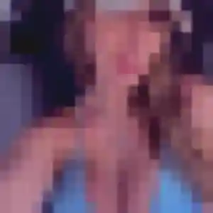 Photo privée de Daphne, 19 ans à Locmaria - rencontre coquine