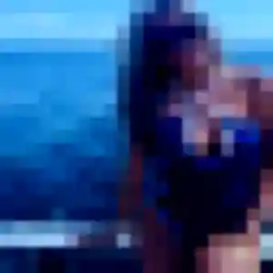 Soraya, femme de 20 ans cherche plan cul à Longeville-sur-Mer