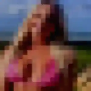 Roxane, 28 ans, dispo pour plan cul à Longnes