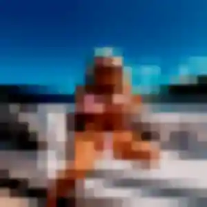 Charmante Elina, 39 ans à Longroy - voir sa photo