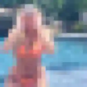 Sexy Inaya, 35 ans à Longueville - découvrir son profil