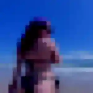 Lina, femme de 28 ans propose plan cul à Lorgies