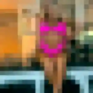 Photo sexy de Viviane, 23 ans à Louches - plan discret