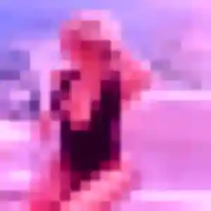 Anouk de Lusanger, 22 ans - plan cul discret