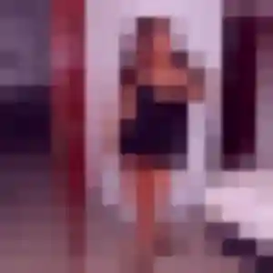 Photo sexy de Imen, 21 ans à Maincy - plan discret
