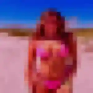 Contacte Faustine, 22 ans à Malafretaz en privé