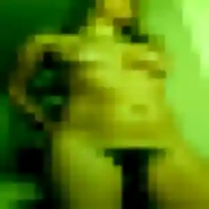 Selma, 30 ans, cherche un plan cul à Malakoff