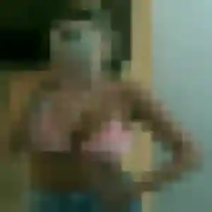 Alya de Marcelcave, 26 ans - plan cul discret