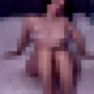 Photo sexy de Celia, 25 ans à Martinvast - plan discret