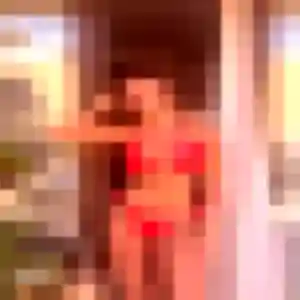 Assia, 26 ans, en ligne à Maves pour un plan cul