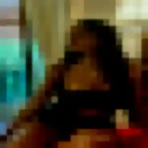 Ilana, 20 ans, en ligne à Mecé pour un plan cul