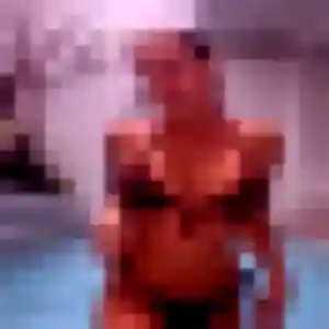 Photo de Mona à Menetou-Salon (29 ans) - plan cul anonyme