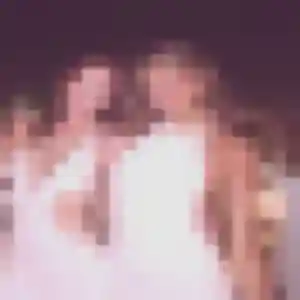 Tessa, femme de 25 ans propose plan cul à Ménilles