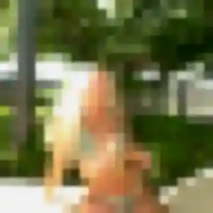 Eglantine, fille de 26 ans propose plan cul à Méru