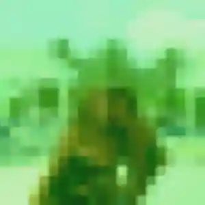 Charmante Leila, 23 ans à Merville-Franceville-Plage - découvrir son profil