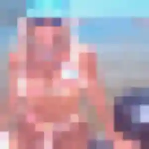 Djenna, 27 ans, connectée à Meudon pour un plan cul