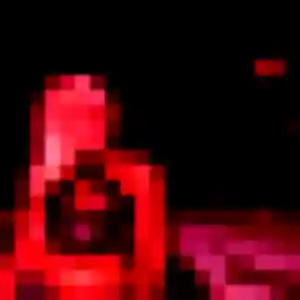 Enora, fille de 22 ans propose plan cul à Mévoisins